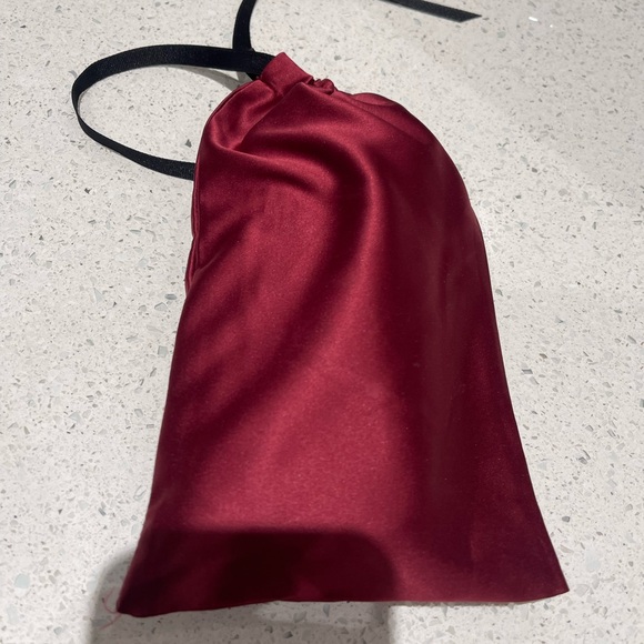 Gucci Eyeglasses - Picture 3 of 16